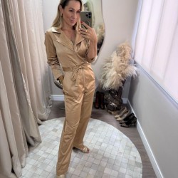 Macacão Alfaiataria Mista Acetinada com Elastano Gatos&Atos.