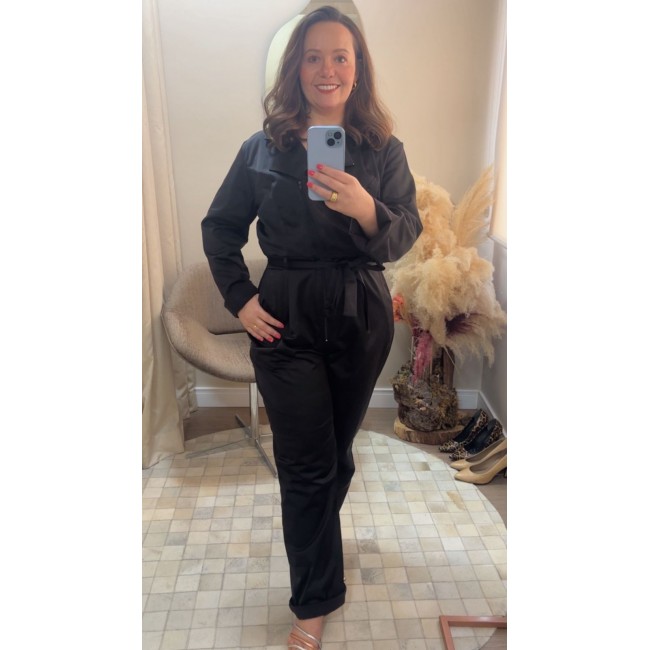 Macacão Alfaiataria Mista Acetinada com Elastano Gatos&Atos 